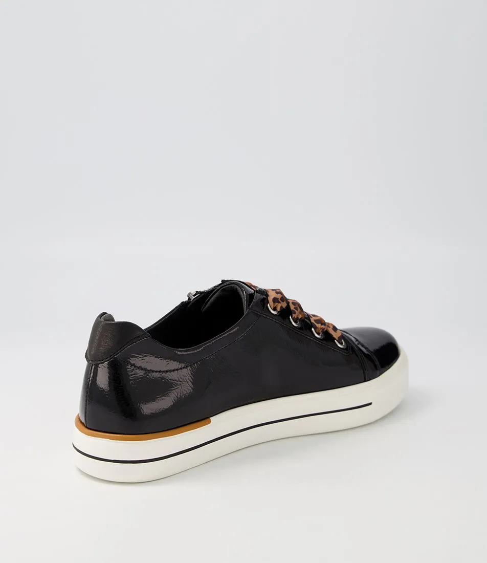 Audry (Black/Black Patent)