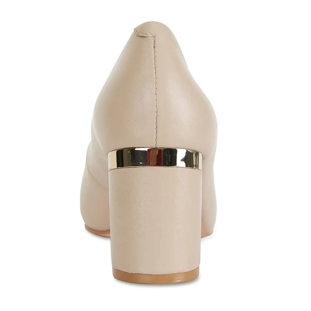 Bonnie Heel in Nude Leather