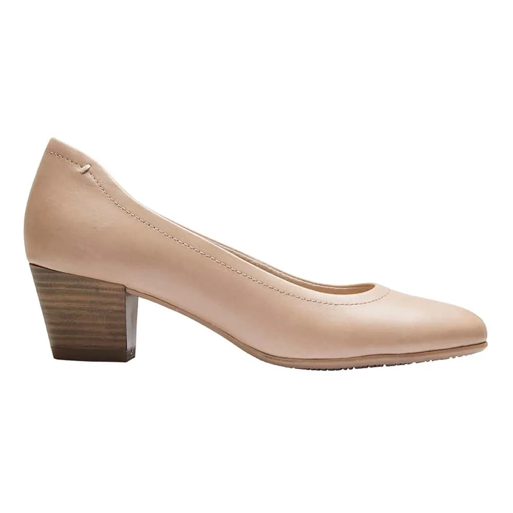 Brenda Heel in Neutral Leather