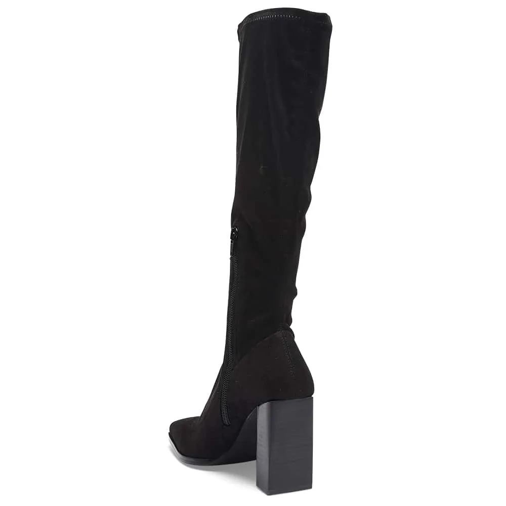 Damsel Boot in Black Suede Look