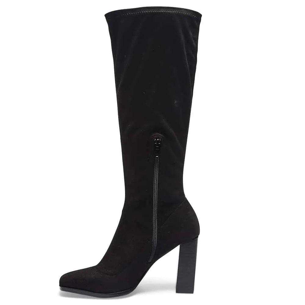 Damsel Boot in Black Suede Look