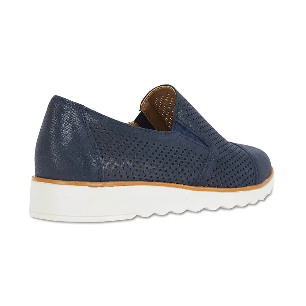 Davis Sneaker in Navy Leather