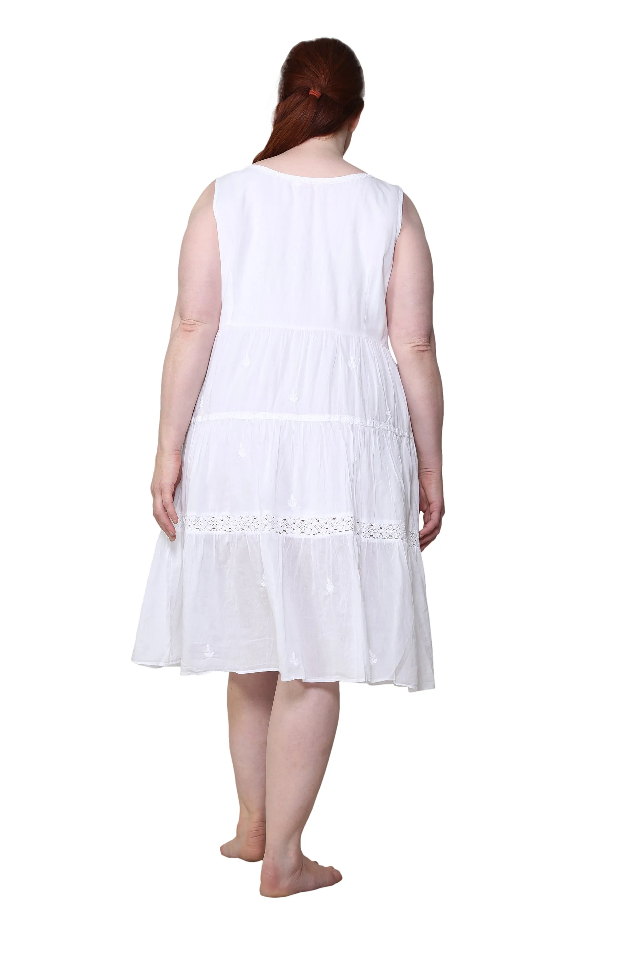 La Cera Plus Size Sleeveless Tiered Chemise