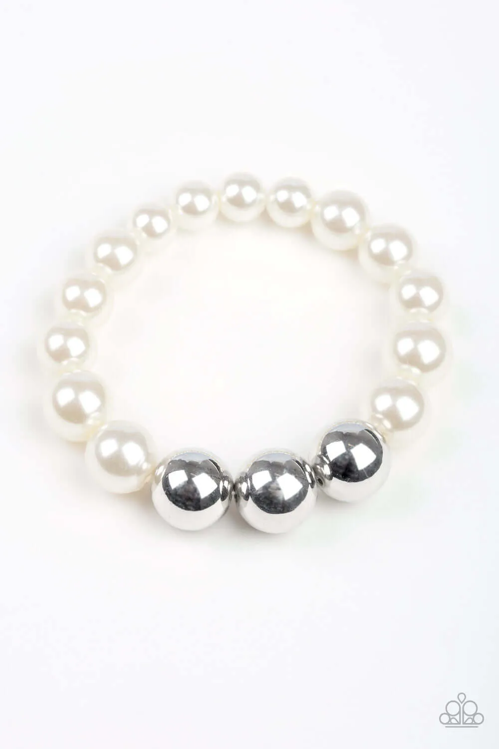 Paparazzi Accessories  - All Dressed Uptown #B10 Peg - White Bracelet