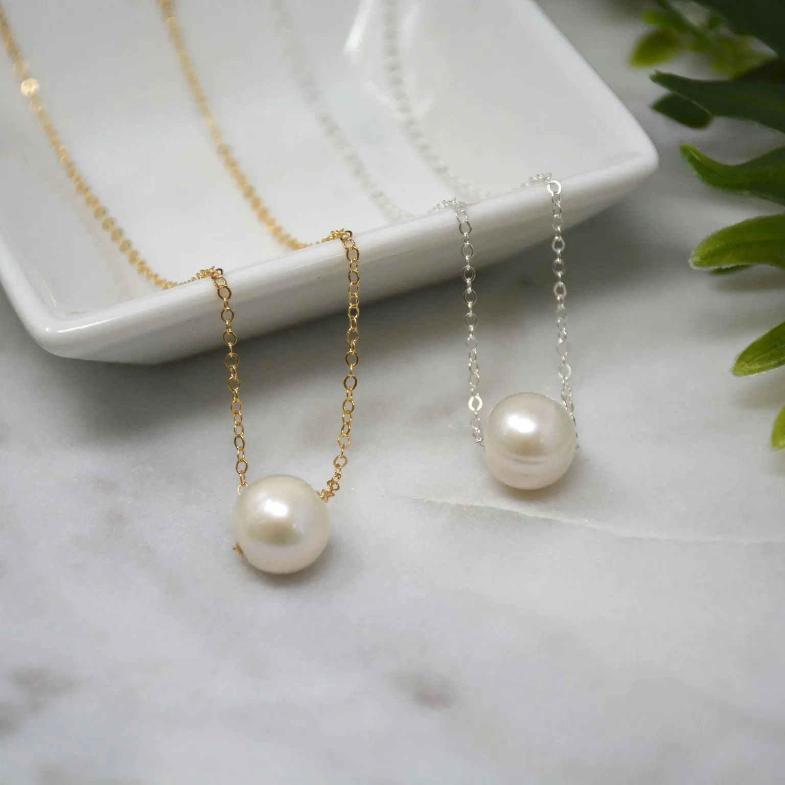 Simple Pearl Necklace